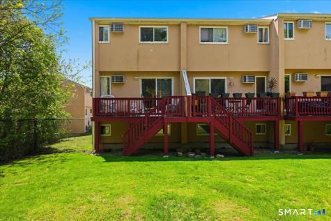 592 Shennecossett Road Groton CT 06340