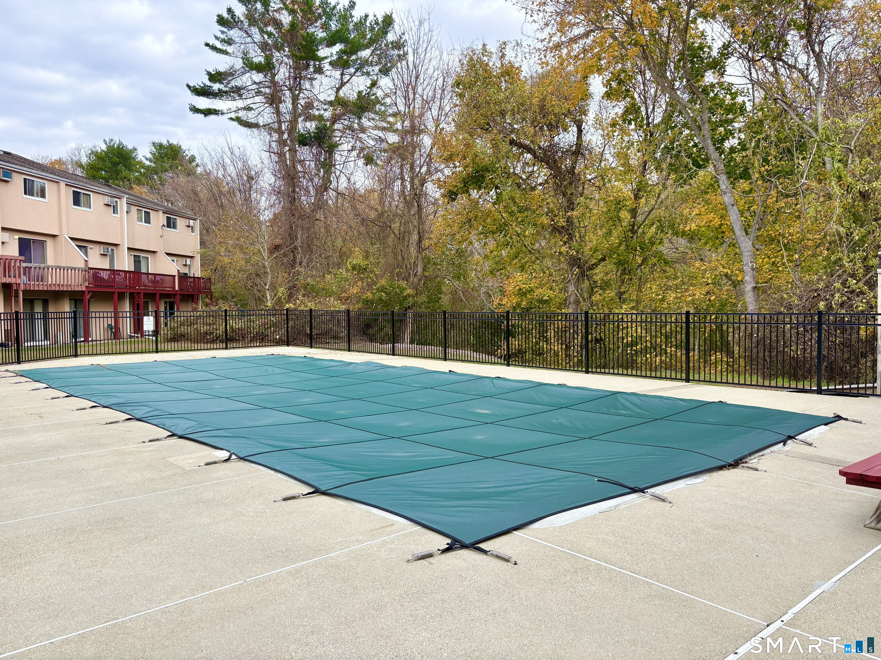 592 Shennecossett Road Groton CT 06340