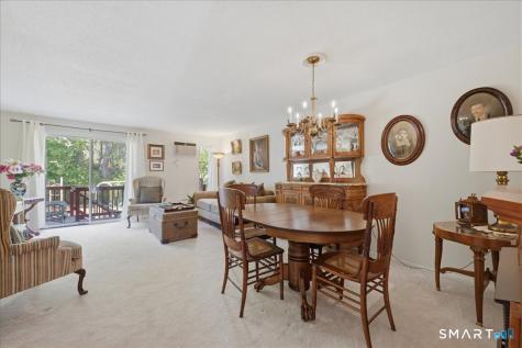 592 Shennecossett Road Groton CT 06340