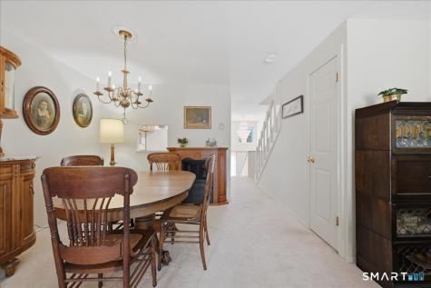 592 Shennecossett Road Groton CT 06340