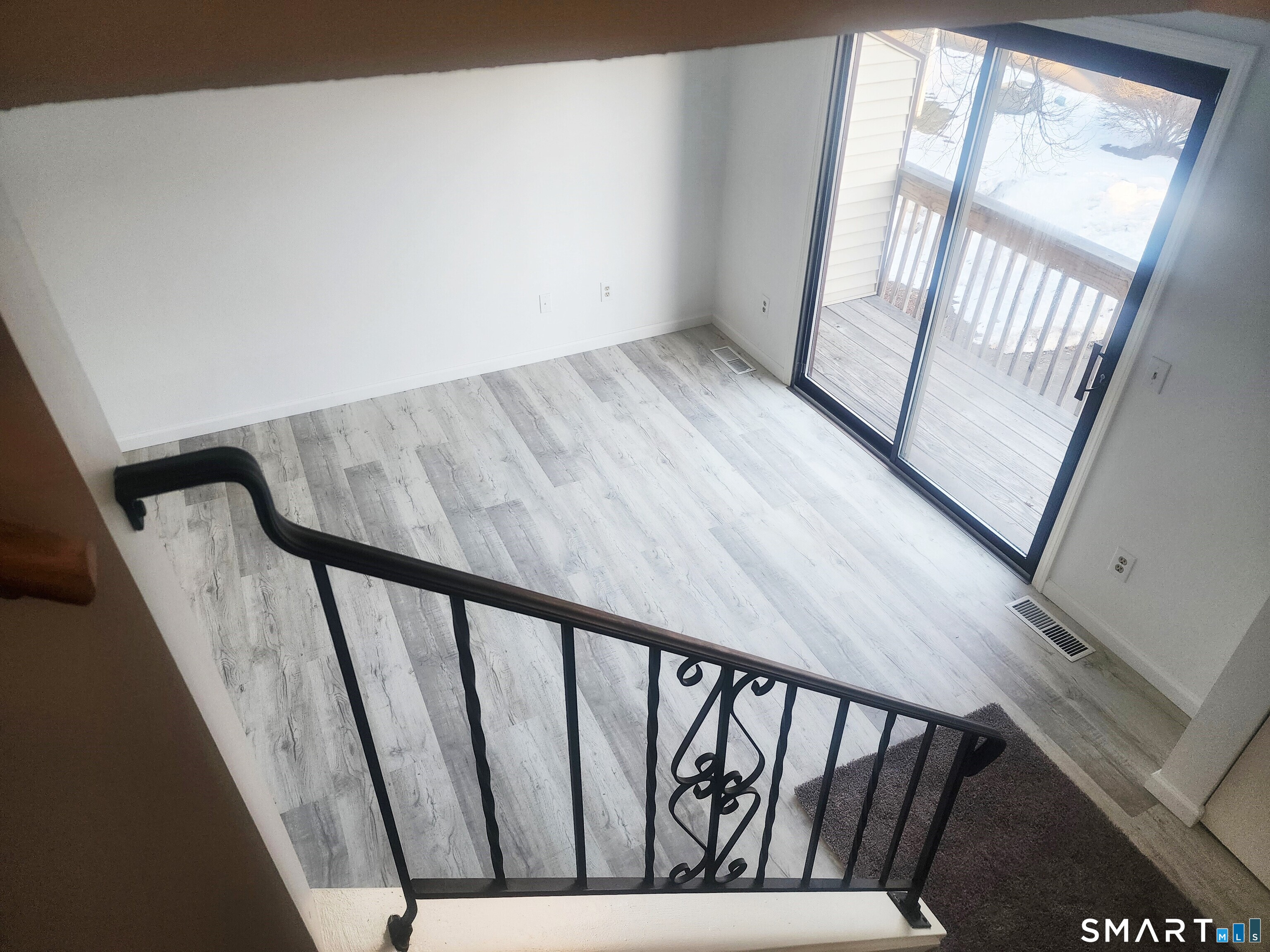 15 Crest Street West Haven CT 06516