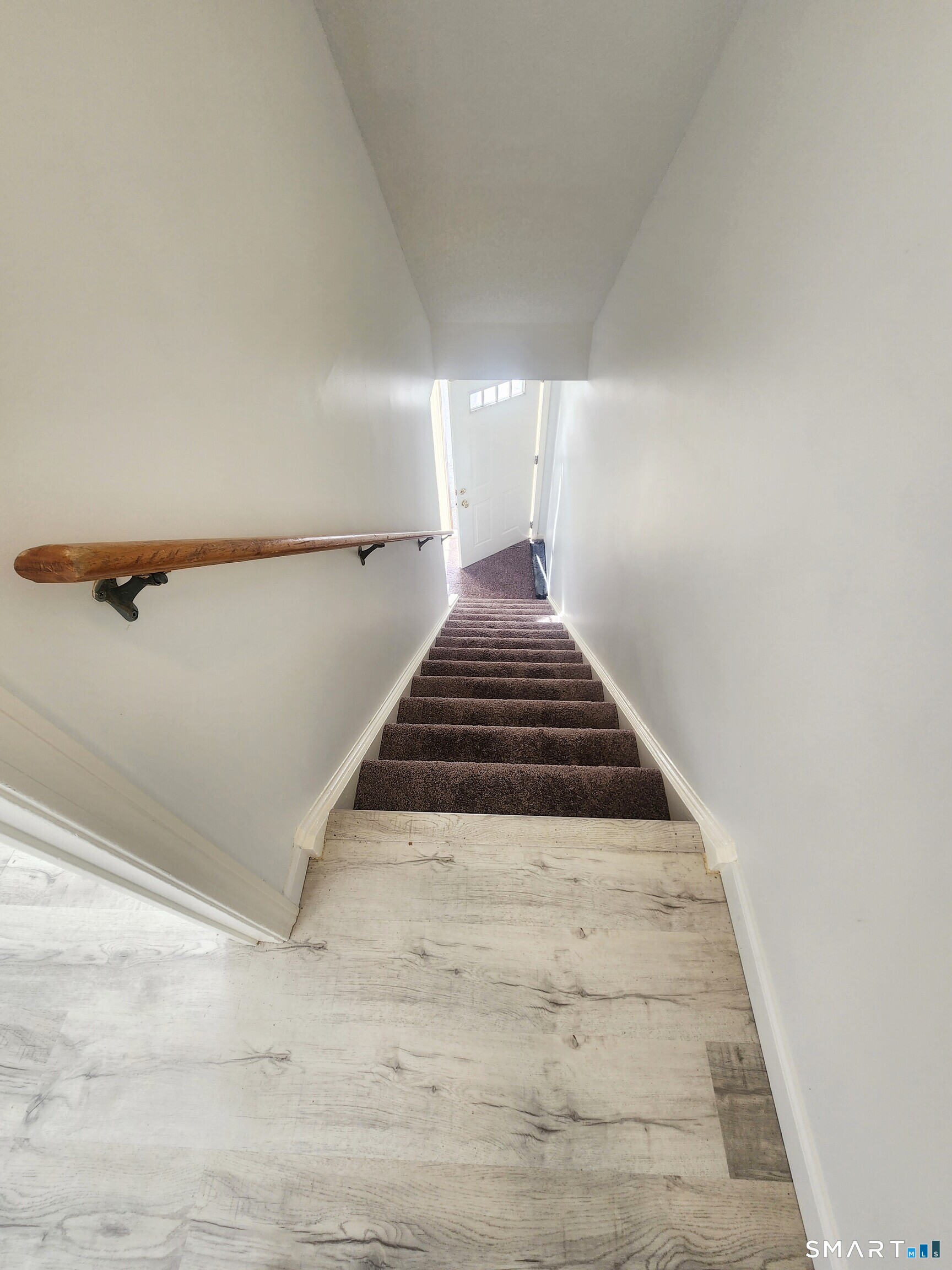 15 Crest Street West Haven CT 06516