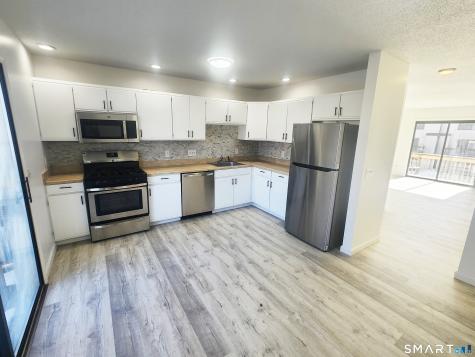 15 Crest Street West Haven CT 06516