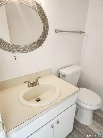 15 Crest Street West Haven CT 06516