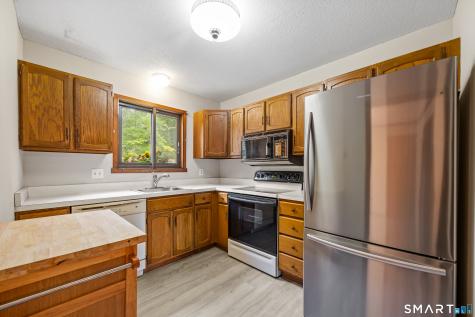 20 Village Road Southington CT 06489