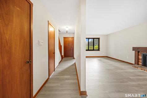 20 Village Road Southington CT 06489
