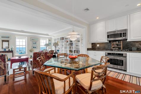 8 Stonington Commons Stonington CT 06378