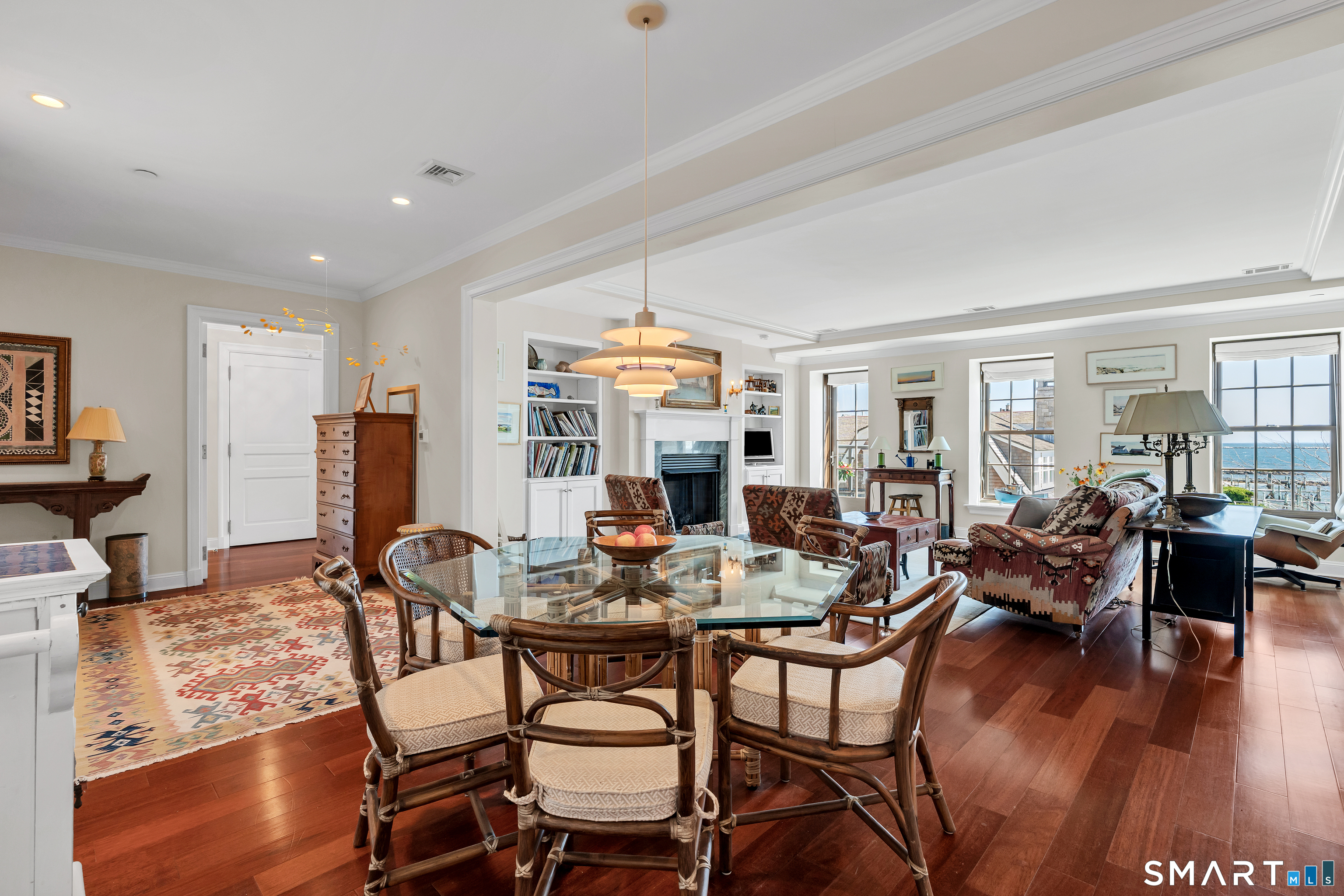 8 Stonington Commons Stonington CT 06378