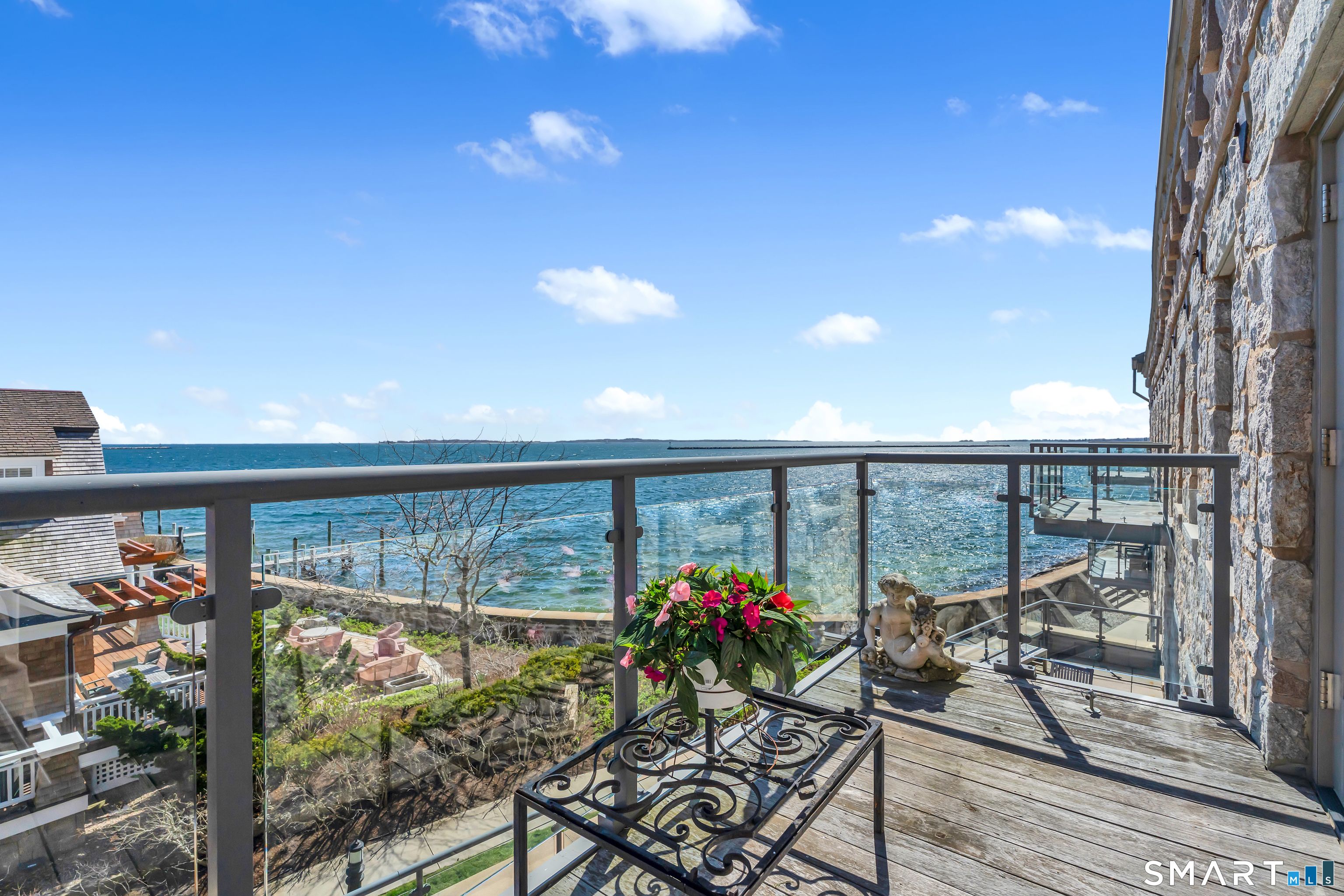 8 Stonington Commons Stonington CT 06378