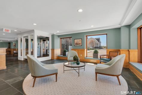 8 Stonington Commons Stonington CT 06378