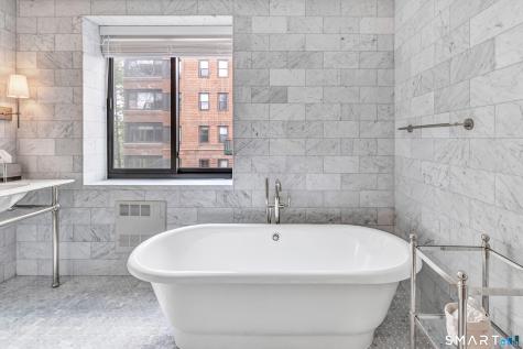 11 Lafayette Court Greenwich CT 06830