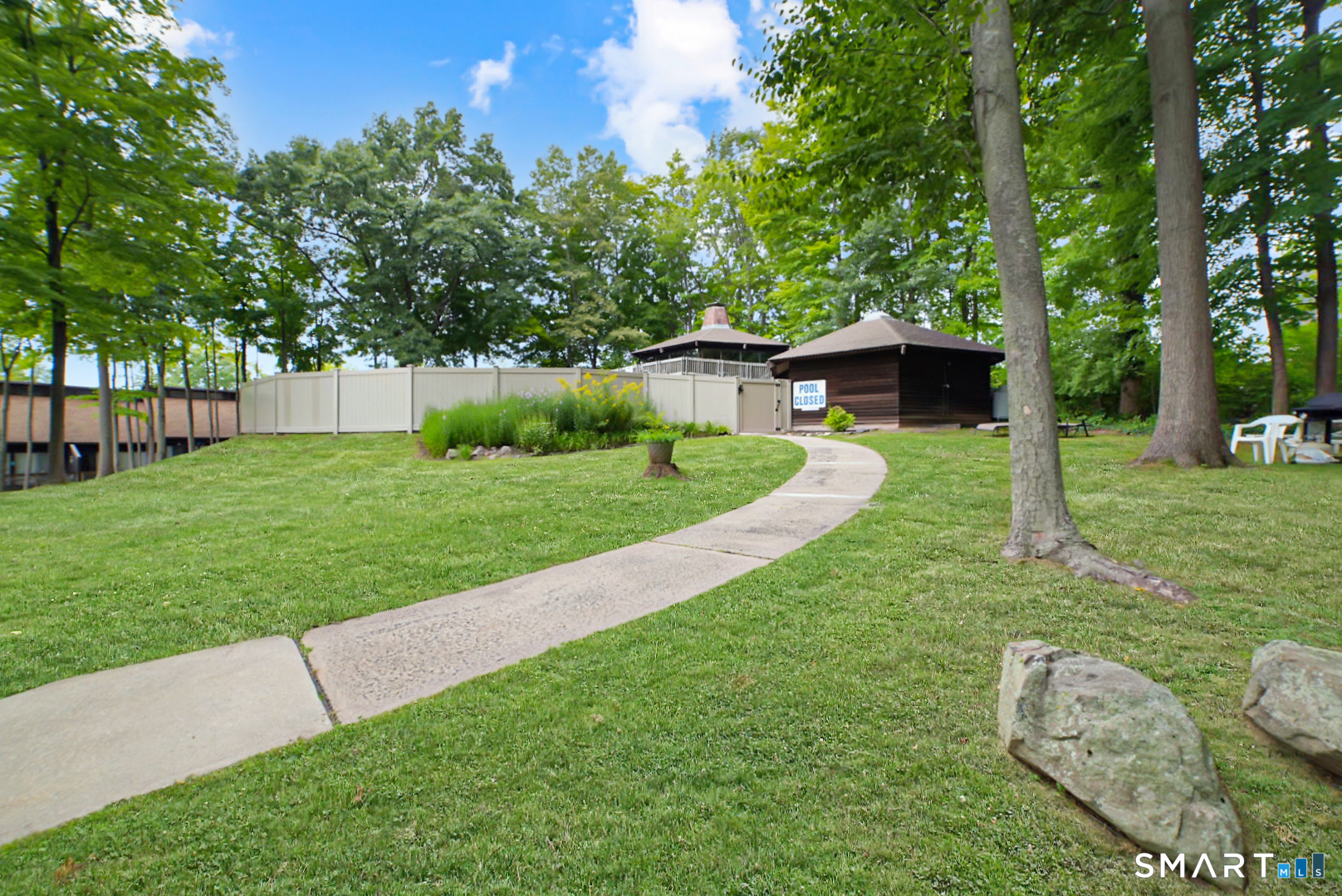 2-F Country Squire Drive Cromwell CT 06416