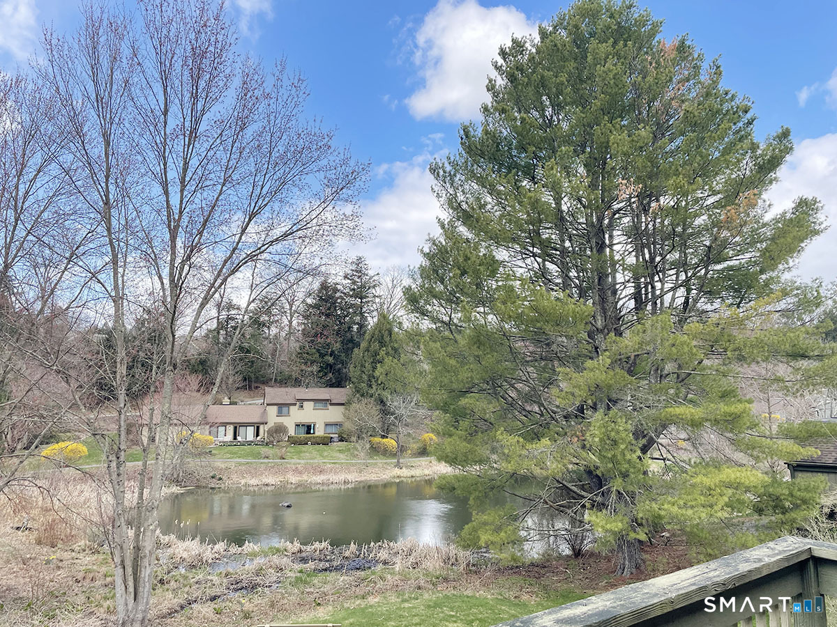 318 Heritage Village Southbury CT 06488
