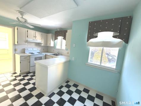 318 Heritage Village Southbury CT 06488