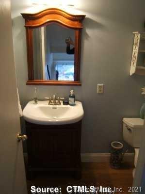 925 Oronoke Road Waterbury CT 06708