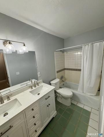 304 Pine Rock Avenue Hamden CT 06514