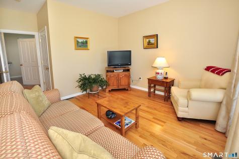 14 Carlson Ridge Court New Milford CT 06776