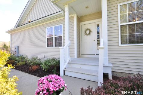 14 Carlson Ridge Court New Milford CT 06776