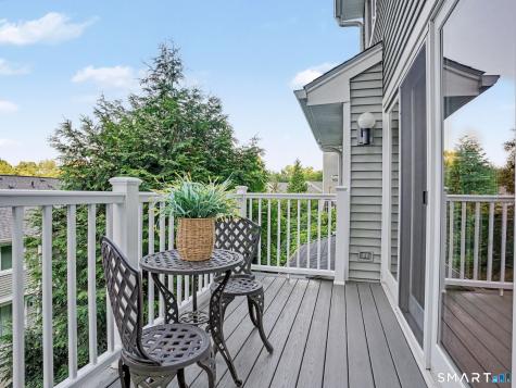 66 Glen View Wilton CT 06897