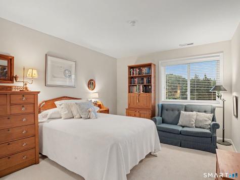 66 Glen View Wilton CT 06897
