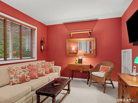 66 Glen View Wilton CT 06897