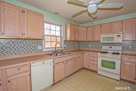 26 Hillside Farms Drive East Windsor CT 06016