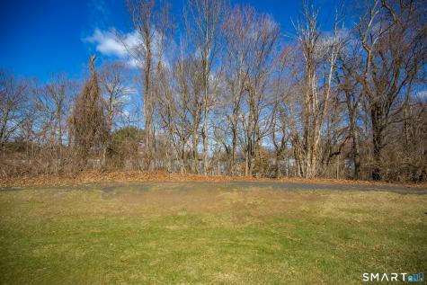26 Hillside Farms Drive East Windsor CT 06016