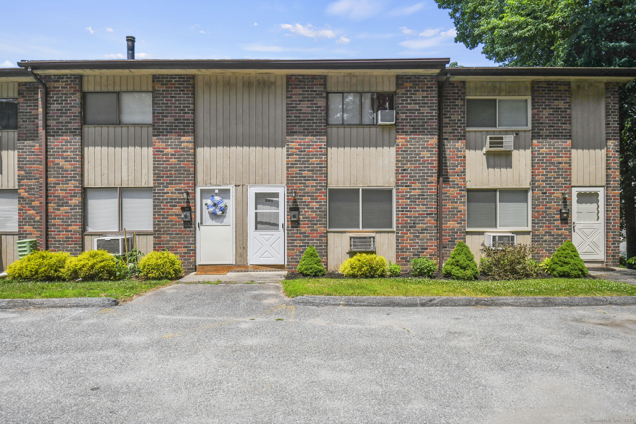 218 Oakville Avenue Waterbury CT 06708
