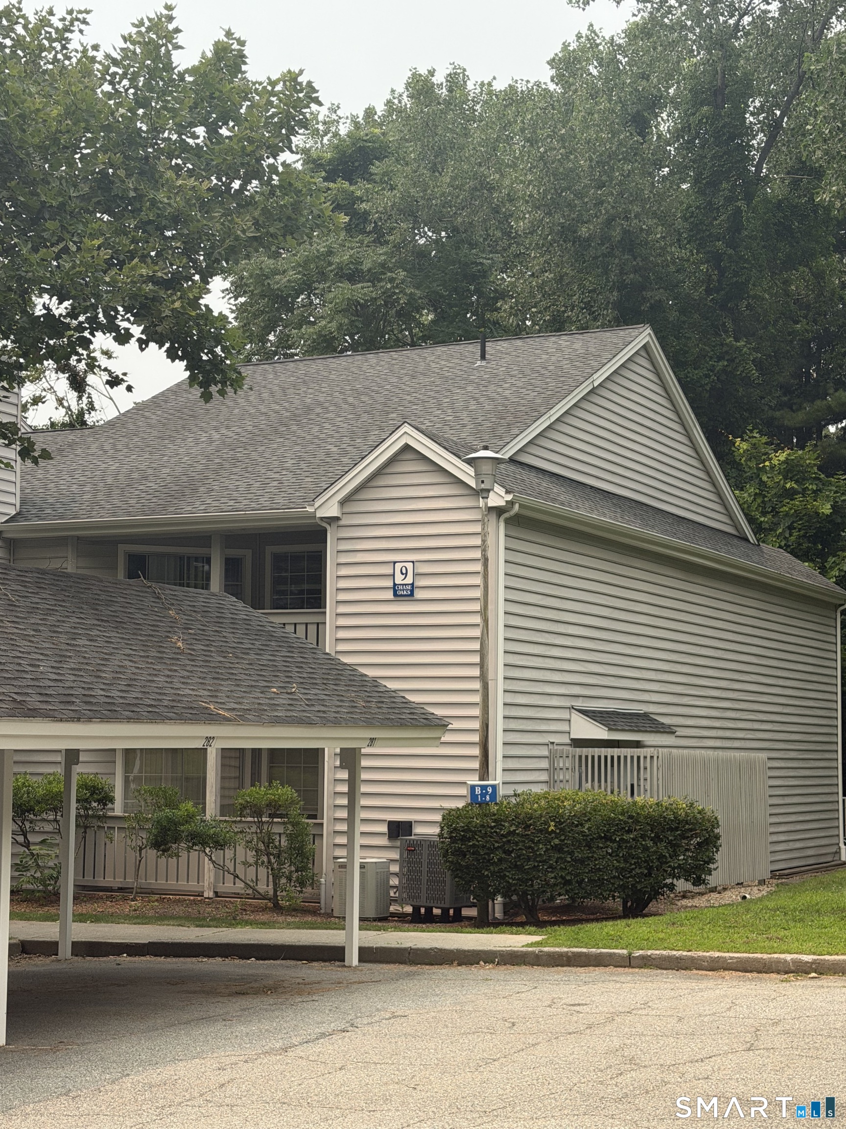 9 Chase Oaks Court Groton CT 06340
