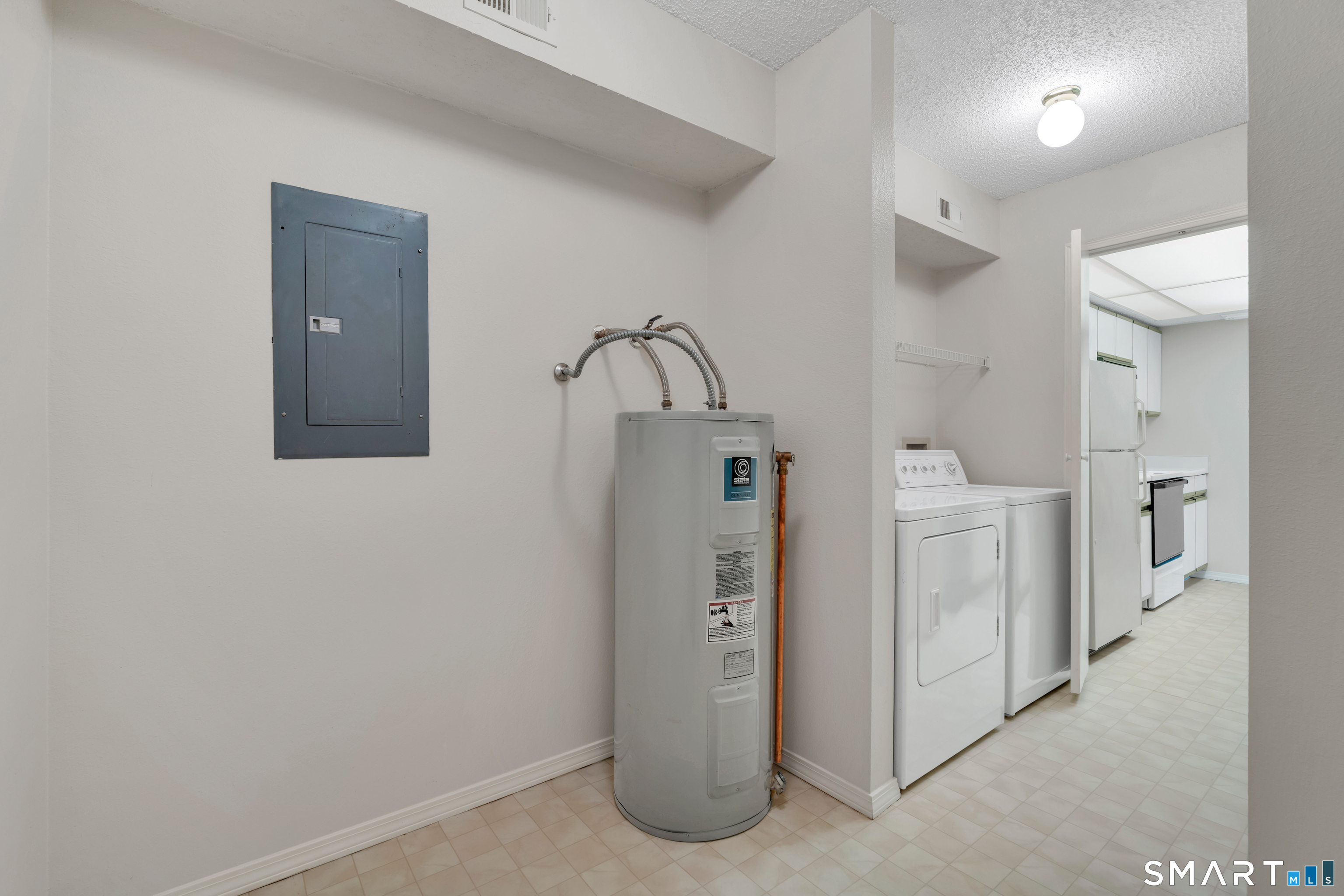 9 Chase Oaks Court Groton CT 06340