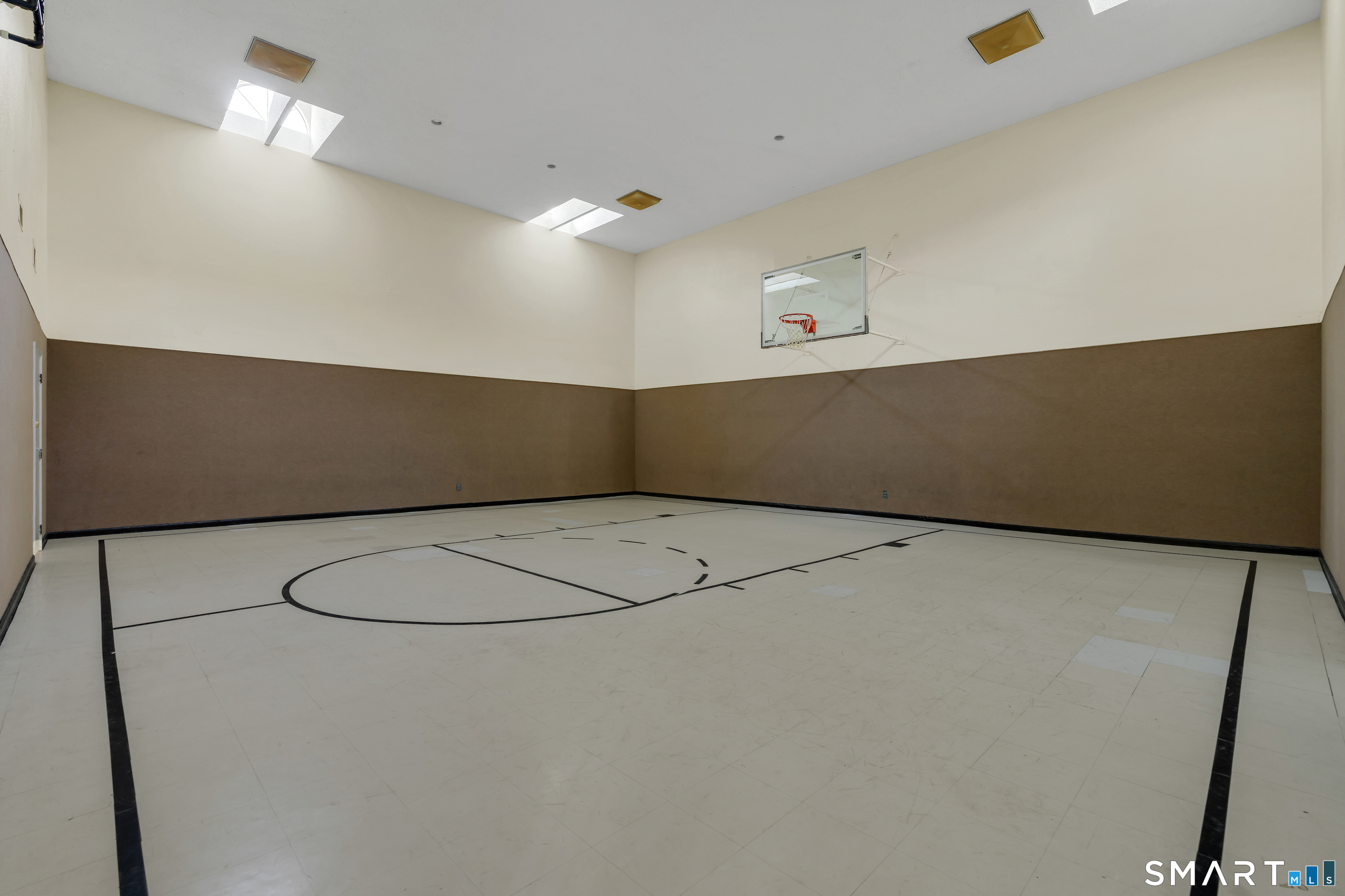 9 Chase Oaks Court Groton CT 06340