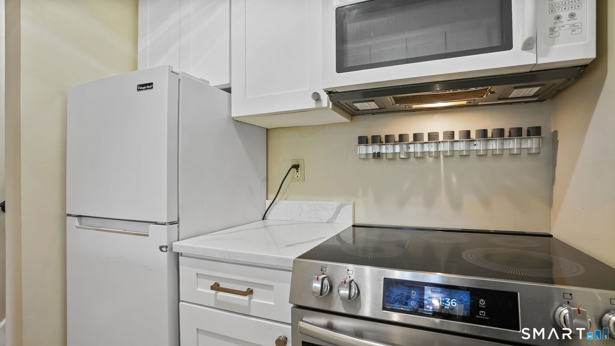 25 Ellsworth Street Bridgeport CT 06605