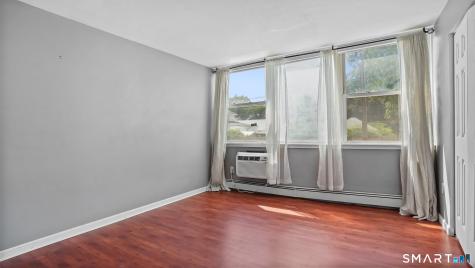 25 Ellsworth Street Bridgeport CT 06605