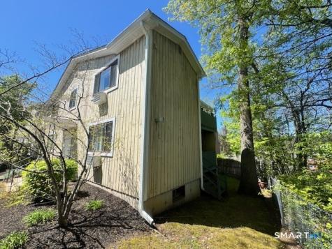 60 Plainfield Avenue West Haven CT 06516