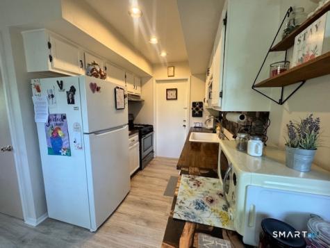 60 Plainfield Avenue West Haven CT 06516