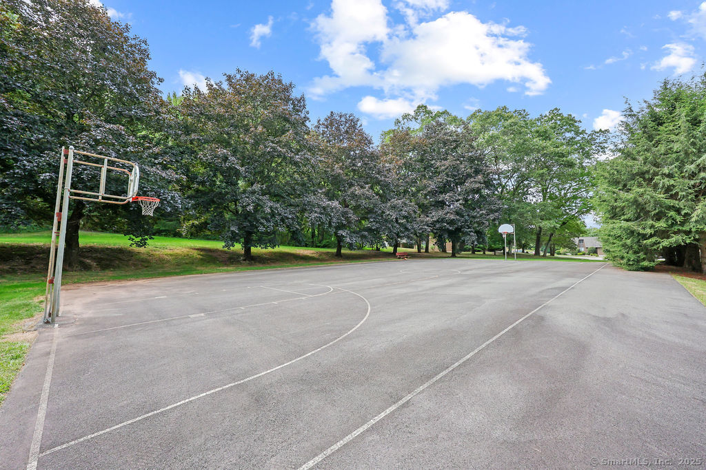 85 Oxbow Drive Glastonbury CT 06033