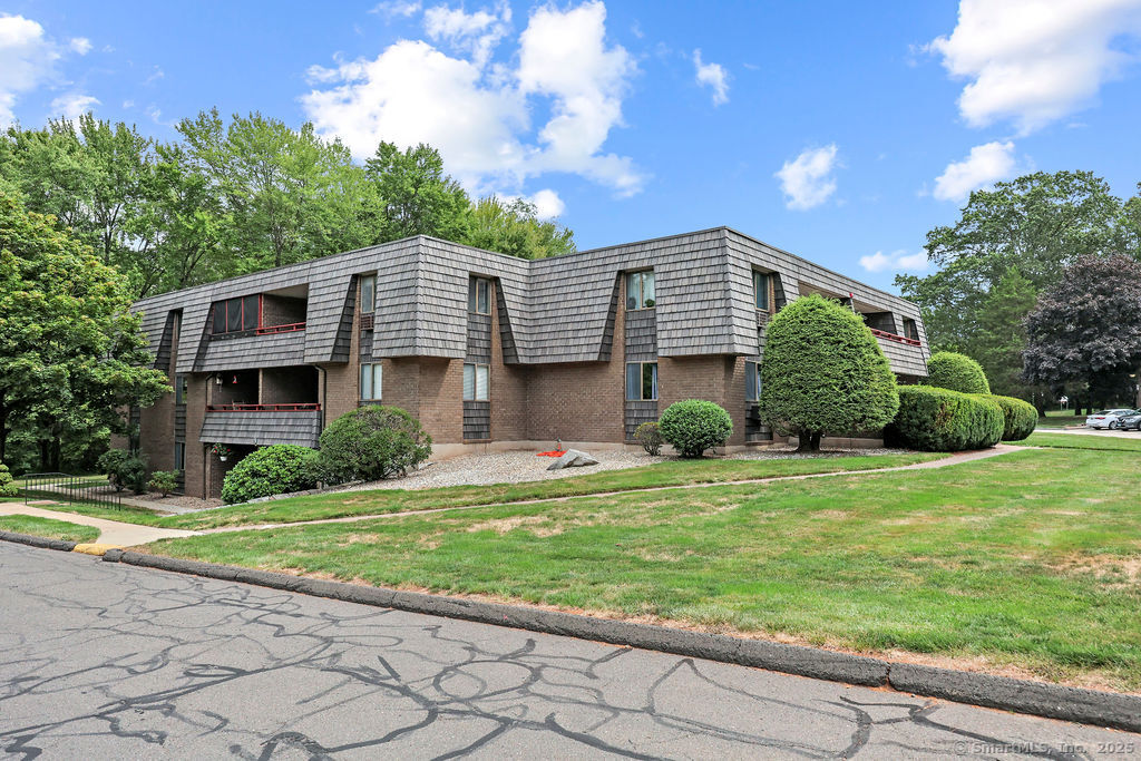 85 Oxbow Drive Glastonbury CT 06033