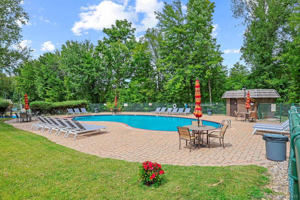 85 Oxbow Drive Glastonbury CT 06033