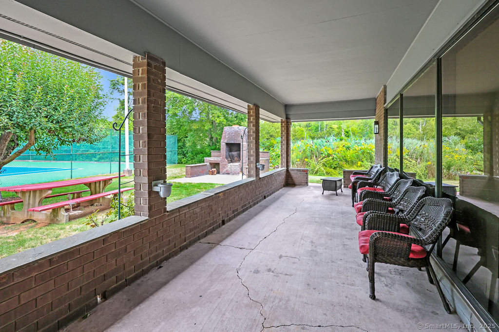 85 Oxbow Drive Glastonbury CT 06033