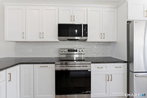 43 Village Crossing East Lyme CT 06357