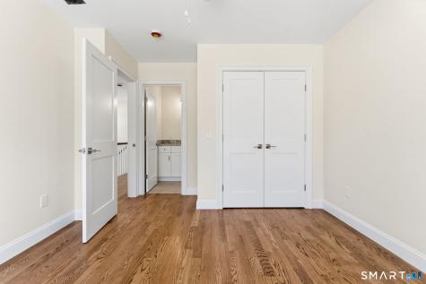 43 Village Crossing East Lyme CT 06357