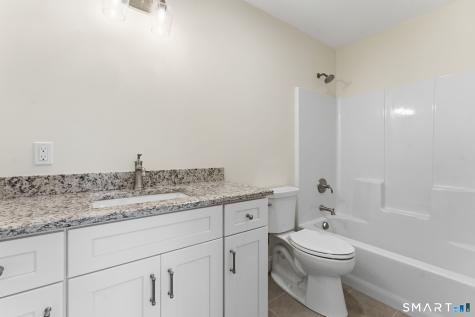 43 Village Crossing East Lyme CT 06357