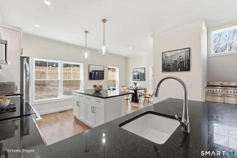 43 Village Crossing East Lyme CT 06357