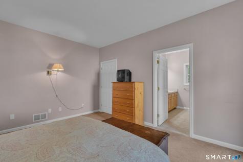 449 Tributary Lane Windsor CT 06095