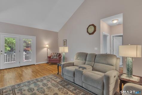 449 Tributary Lane Windsor CT 06095