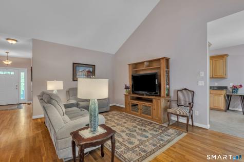449 Tributary Lane Windsor CT 06095