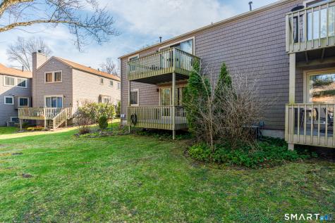 23 Happy Hollow Circle Stratford CT 06614