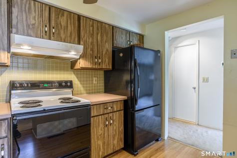 23 Happy Hollow Circle Stratford CT 06614