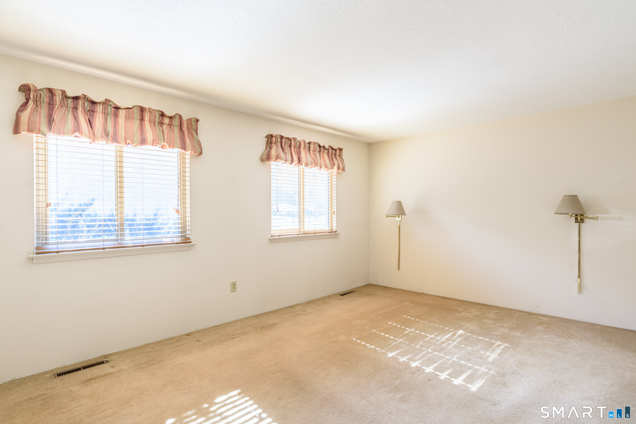 23 Happy Hollow Circle Stratford CT 06614