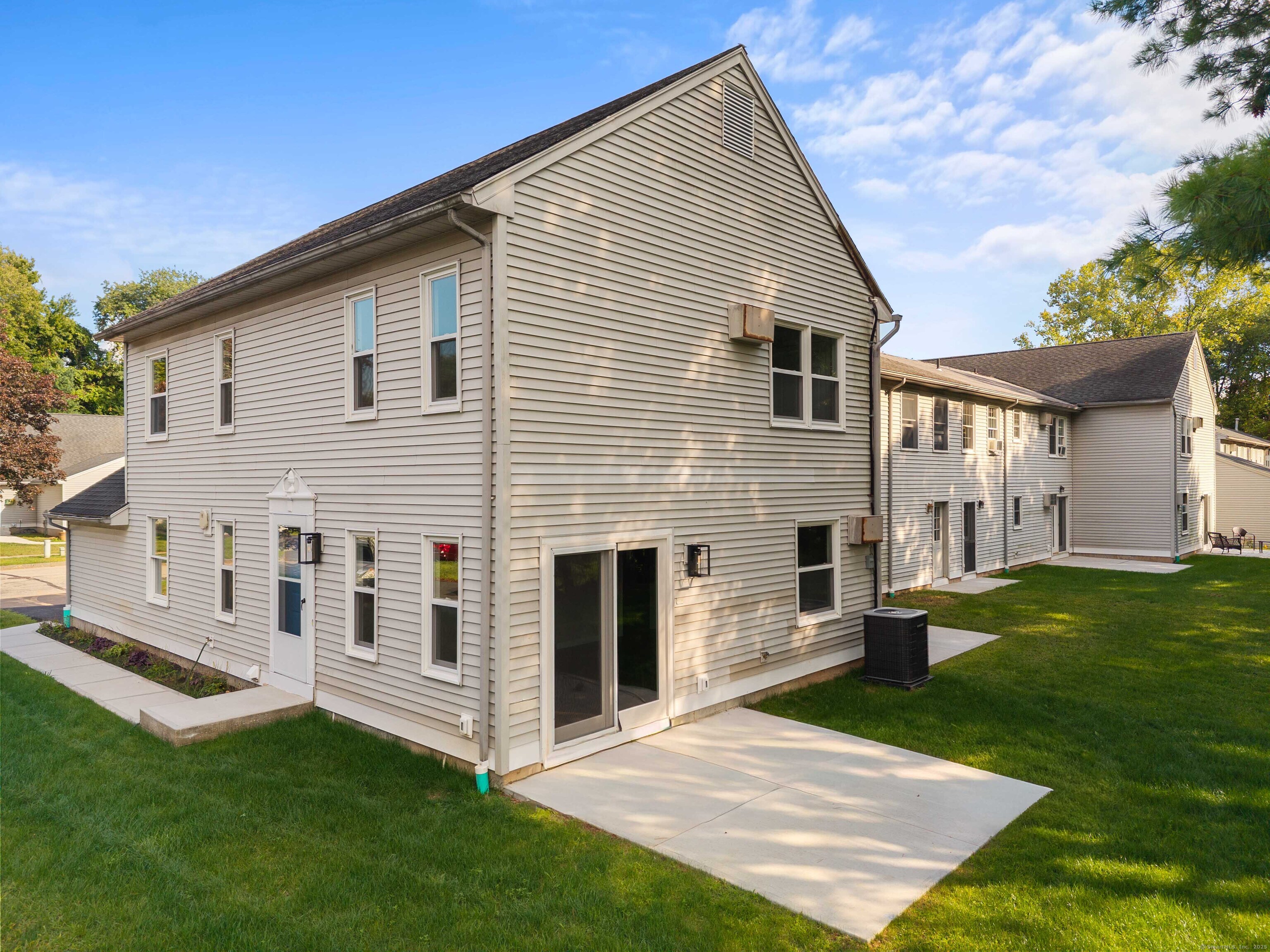 68 Deer Run Trail Manchester CT 06042